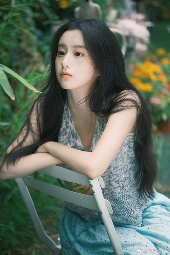 春潮烂漫海棠红电影鲨鱼影视播放源